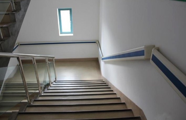 設(shè)計防撞扶手的時候都有哪些要求